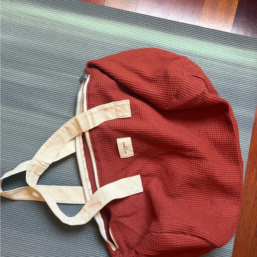 Octobre Waffle Knit - Duffle Bag in Red